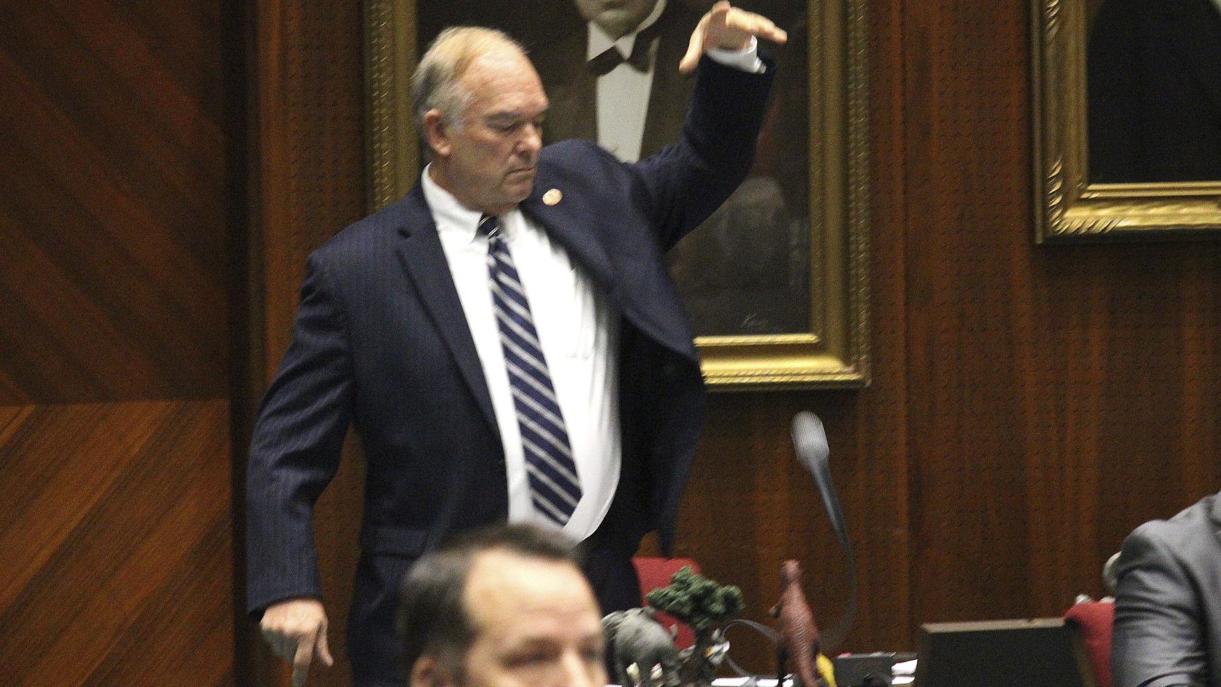 Arizona Rep. Don Shooter stripped of his gun, then his House seat